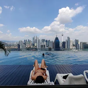 Starsbed Klcc Skyview Roof Pool Kuala Lumpur